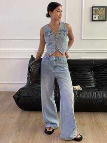 DAZY 女士純色V領牛仔背心，夏季帶口袋款式 - 中等水洗藍 - 查看 2