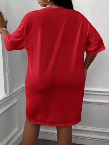 SHEIN CURVE+ 大尺碼女士撲克圖案印花圓領連衣裙 - 紅色 - 查看 2