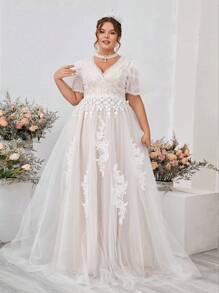 SHEIN Belle Plus Size Heavy Manual Positioning Lace See-Through Sense Of Court Style A Pendulum Princess Style Elegant Bridal Wedding Dresses
