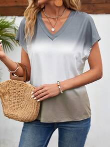 EMERY ROSE Camiseta de verano casual para mujer con cuello en V y manga corta con hombros caídos y gráficos de contraste degradado - Multicolor - Ver 6