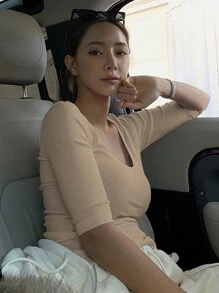 DAZY 女士夏季純色圓領短袖休閒T恤 - 卡其色 - 查看 3