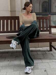 DAZY 女士夏季純色圓領短袖休閒T恤 - 卡其色 - 查看 4