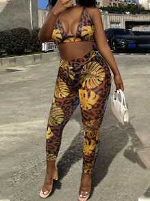 Slaydiva Vacation Summer Tropical Printed Halter Backless Crop Top  And Tropical Printed Leggings Set - Multicolor - View 1