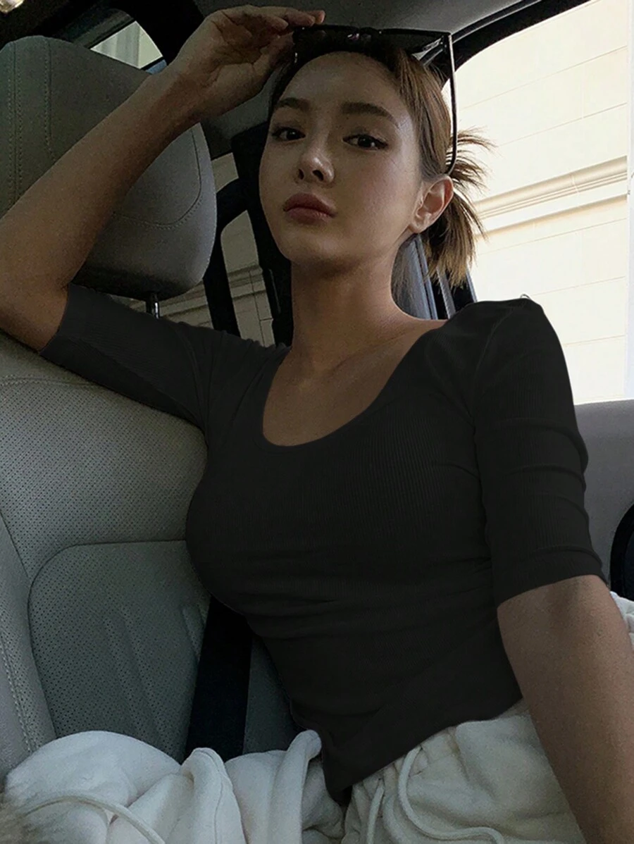 DAZY Áo thun nữ tay ngắn cổ tròn màu trơn vừa vặn mùa hè - màu đen - Xem 1