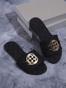 Women's Black Flat Sandals With Floral Open Toe And Slip-Resistant Sole, Suitable For Outdoor And Indoor Use