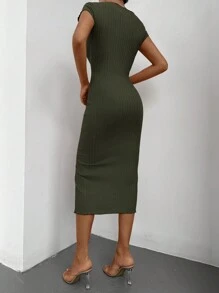 RueChic Figurbetontes Kleid mit Rippenstrick Schlitz,