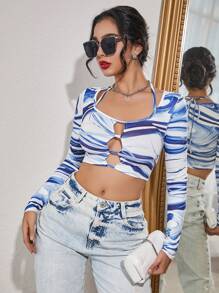 Zolique Women's Striped Printed Hollow Out Long Sleeve Slim Sexy Crop Top For Spring And Summer - Blue and White - View 4