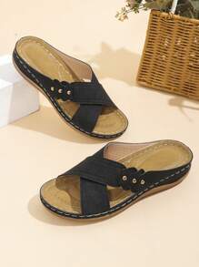 Sandalias de verano para mujer con tacón de cuña grueso, suela antideslizante suave y nuevas del 2024, para uso al aire libre - Negro - Ver 5