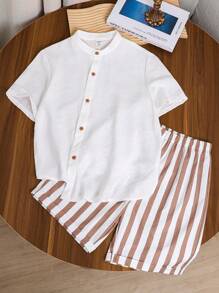 SHEIN Tween Boy Two-Piece Set Of Striped Short-Sleeved Shirt With Slanting Placket And Shorts