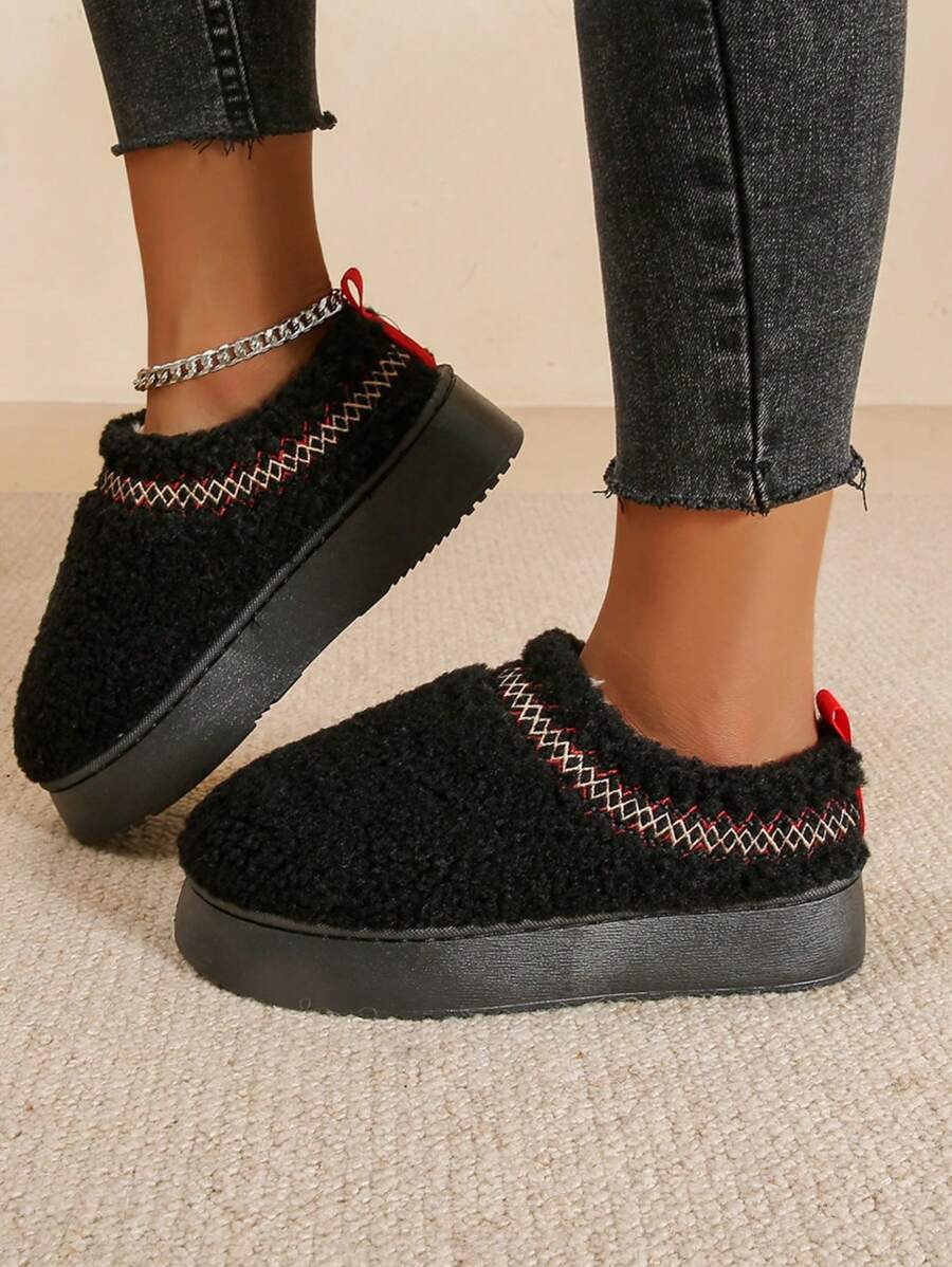 女士時尚短靴，2024年冬季新品，圓頭厚底平台仿短毛絨雪地靴，增高防滑鞋跟，保暖舒適，皮革和針織一體化設計