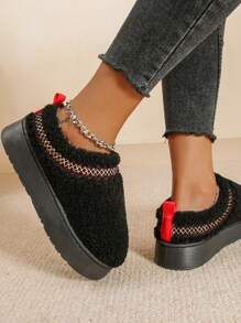 女士時尚短靴，2024年冬季新品，圓頭厚底平台仿短毛絨雪地靴，增高防滑鞋跟，保暖舒適，皮革和針織一體化設計