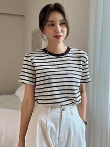 Dazy-Less Women's Colorblock Plaid Short Sleeve T-Shirt Old Money Style Summer Business Casual Woman Work Clothes - Khaki - View 3