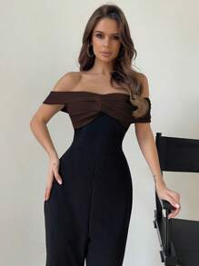 Aloruh Mono elegante de mujer con hombros descubiertos y nudo retorcido en bloque de colores - Café integral - Ver 6
