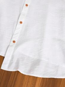 SHEIN Tween Boy Two-Piece Set Of Striped Short-Sleeved Shirt With Slanting Placket And Shorts