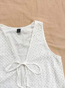Soleia Women's White Summer Boho Vacation Holiday Sleeveless Vest,Hollow Texture Water-Soluble Embroidery Loose Fit Beach Casual Party Garden Tea Top - White - View 5