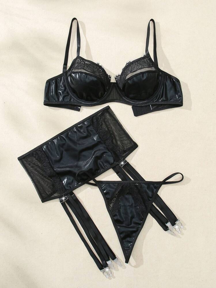 Ladies' Solid Color Simple Daily Contrast Lace Bra & Panty Lingerie Set