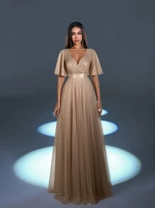 Faeriesty Đầm dạ hội maxi tay ngắn cổ chữ V sâu, thanh lịch dành cho nữ, eo ôm sát và chân váy xòe rộng, hoàn hảo cho thảm đỏ, dạ hội, đám cưới và các bữa tiệc sang trọng. Thích hợp cho tiệc cưới, dạ hội hóa trang, tiệc vườn huyền bí, tiệc tối trang trọng, sự kiện thắt cà vạt đen, váy tốt nghiệp và trang phục sinh nhật cho nữ, váy mùa xuân, trang phục mùa hè. - Rượu sâm banh - Xem 1