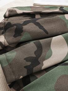 SHEIN Playful Pals 寶寶女孩休閒迷彩花紋百褶裙-適合春夏街頭時裝，日常穿著和戶外活動 - 軍綠色 - 查看 3