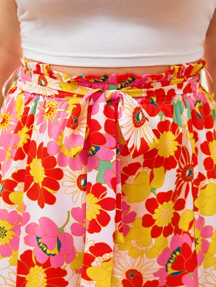 Plus Size Women White Solid Color Tank Top And High Slit Red Floral Beach Vacation Style Wide Leg Pants Set With Waist Tie Bowknot, Summer Two Pieces Casual Outfits