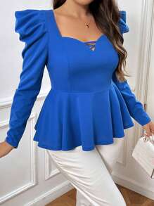 SHEIN Privé Talla grande Camiseta escote corazón de manga gigot peplum