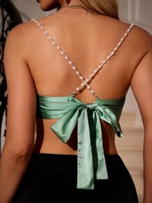 Chiquease Top court sans bretelles décolleté plongeant unicolore avec dos nu, bretelle de perles et caraco satiné taille haute pour femmes à la mode - Vert menthe - Voir 2