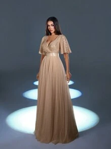 Faeriesty Đầm dạ hội maxi tay ngắn cổ chữ V sâu, thanh lịch dành cho nữ, eo ôm sát và chân váy xòe rộng, hoàn hảo cho thảm đỏ, dạ hội, đám cưới và các bữa tiệc sang trọng. Thích hợp cho tiệc cưới, dạ hội hóa trang, tiệc vườn huyền bí, tiệc tối trang trọng, sự kiện thắt cà vạt đen, váy tốt nghiệp và trang phục sinh nhật cho nữ, váy mùa xuân, trang phục mùa hè. - Rượu sâm banh - Xem 6