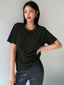 DAZY 豹纹宽松短袖圆领女式T恤，秋季服装 - 彩色 - 查看 4