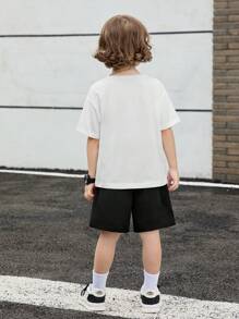 SHEIN 2 Stücke/Set lässige Hose und Outfit mit Reißverschluss-Deko für kleine Jungen