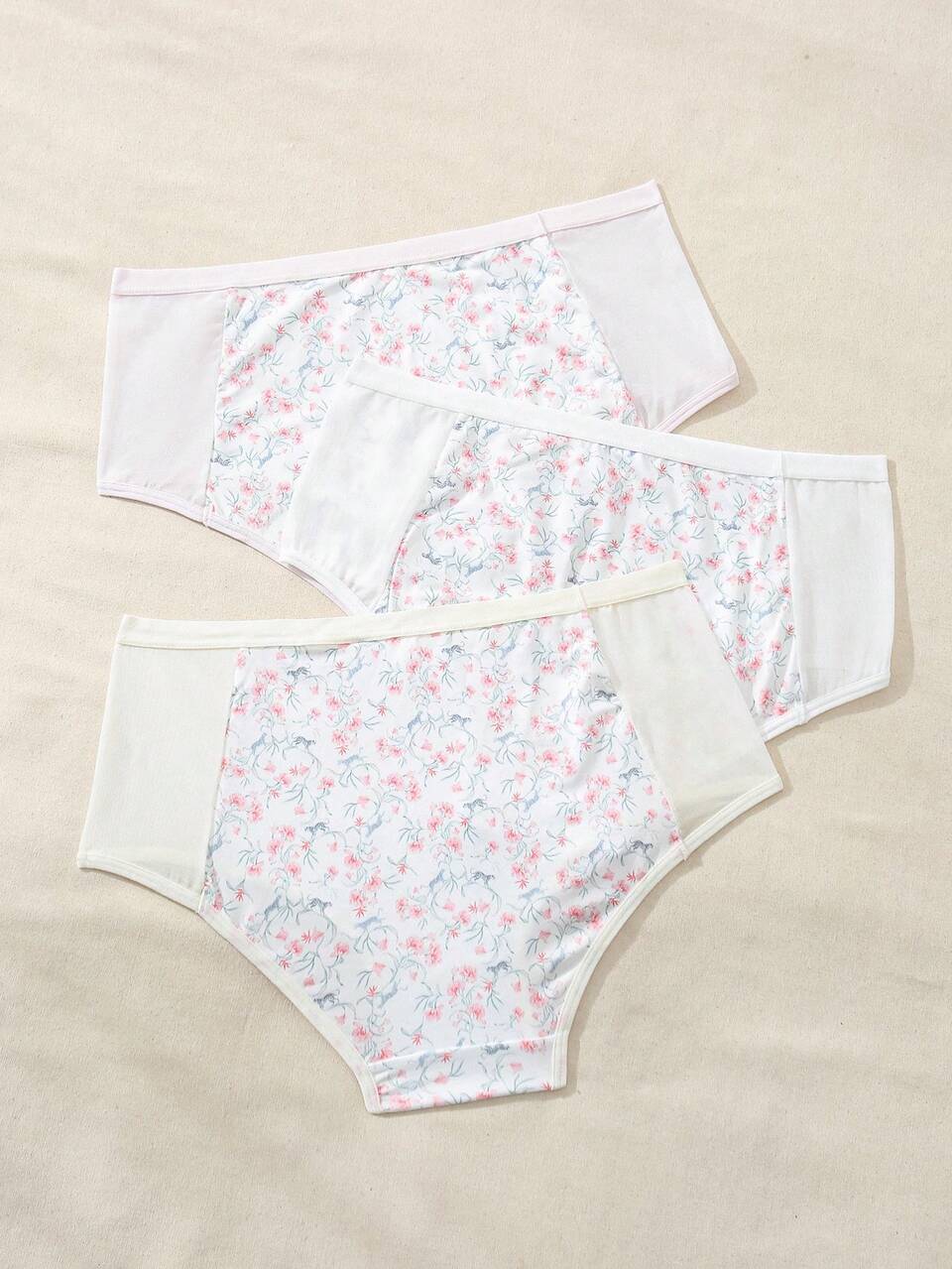 Women's Fashionable And Cute Comfortable Ditsy Floral Panties, Triangle Shape ,3 Pcs
