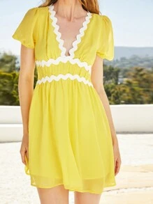 Forever 21 Vacation Wave Ribbon V-Neck Yellow Chiffon Puff Sleeve Dress