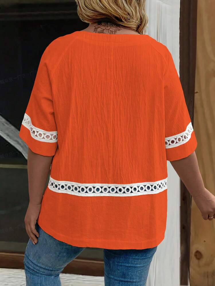 Plus Size Solid Color Round Neck Lace Splice Casual Shirt For Summer