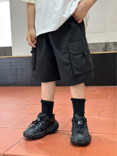 SHEIN 小男孩休闲宽松工装短裤，配有超大口袋，适合日常穿着、旅行、度假、放松、日光浴、夏季
