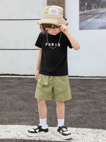 SHEIN Kleine Jungen Schnelltrocknende Shorts aus Gewebe mit Tasche, geeignet für Sommerausflüge