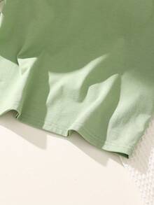 SHEIN 男孩實色短袖t恤,休閒圓領套頭,寬鬆版型 - 綠色 - 查看 5