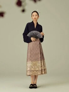 Chinese Style Woman's Exquisite Brocade Jacquard Long Skirt Based On Horse-Face Skirt With Improved Design - Purple - View 3