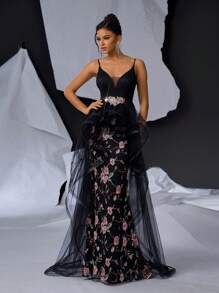 SHEIN Belle Elegant Black Straps V-Neck Bra Cups Upper Section Lace Waist Section Three-Dimensional Applique High Waist Thin Hem Mesh Splicing Fishbone Three-Dimensional Slimming Romantic Embroidery Flowers And Floor Dragging Pendulum Dating Bachelorette Party Graduation Wedding Event Heavy Industry Dinner Party