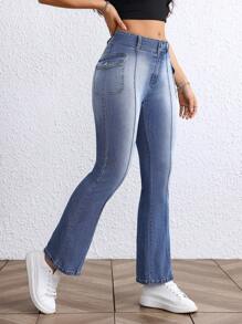 Jeans en denim pour femmes de couleur unie avec boutons et poches