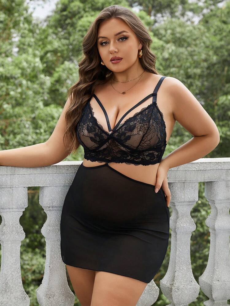 Lace Spliced Mesh Plus-Size Sexy Lingerie Dress With Wireless And Thong 2pcs/Set