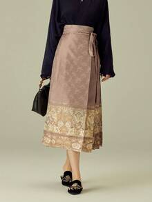 Chinese Style Woman's Exquisite Brocade Jacquard Long Skirt Based On Horse-Face Skirt With Improved Design - Purple - View 4