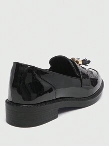 CUCCOO BIZCHIC 女士时尚黑色漆皮流苏平底乐福鞋