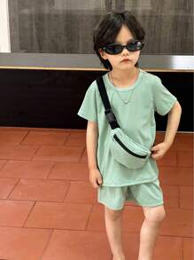 SHEIN Genkimix Kids Young Boy Solid Tee & Shorts & Bag - Green - View 7