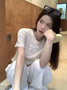 夏用 ショート丈 INS スタイル ストレート 肩出し バタフライ刺繍ショートスリーブトップ - グレー - チェックする 5