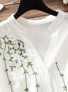 Lacomfia Plus Size Women's Embroidered Minimalist Daily Wear Shirt - White - View 4