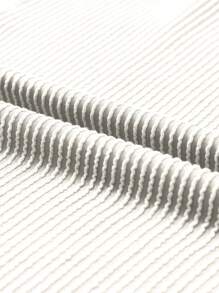 CILKOO Women's Loose Twist Textured V-Neck Pocket Short Sleeve T-Shirt, Spring/Summer - White - View 11