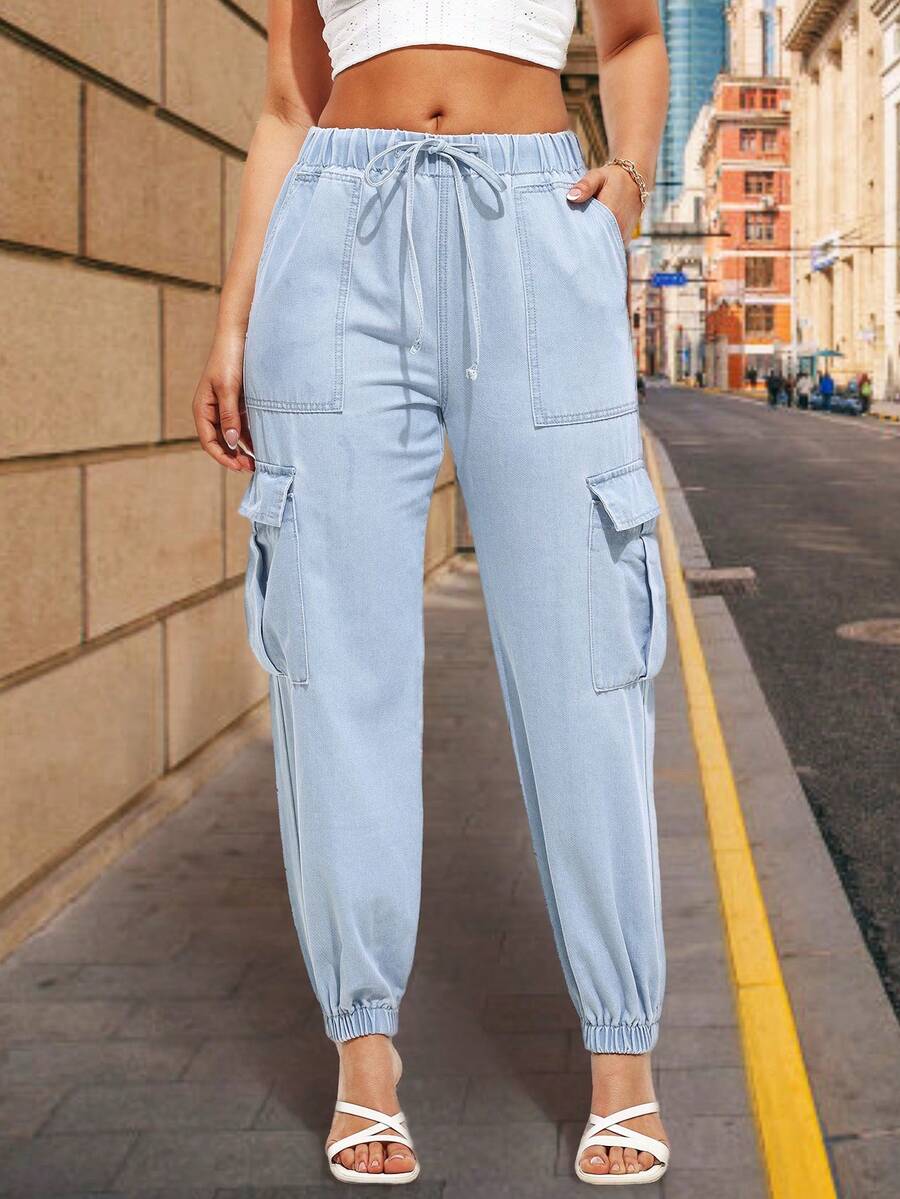 Breezaya Pantalones de mezclilla deportivos de mujer de cintura alta con cordón ajustable y múltiples bolsillos - Lavado ligero - Ver 1