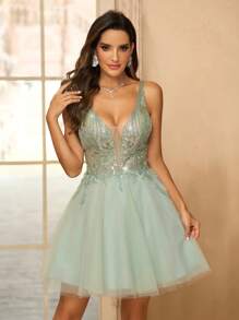 SHEIN Belle 優雅可愛的細肩帶串珠網紗連衣裙，配備傘狀擺裙，適合下午茶派對或雞尾酒會，淺綠色款式營造公主般的氣質 - 綠色 - 查看 5