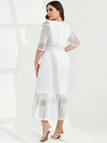 Modelyn Plus Size Women's Simple Solid Color Net Yarn Daily Dress