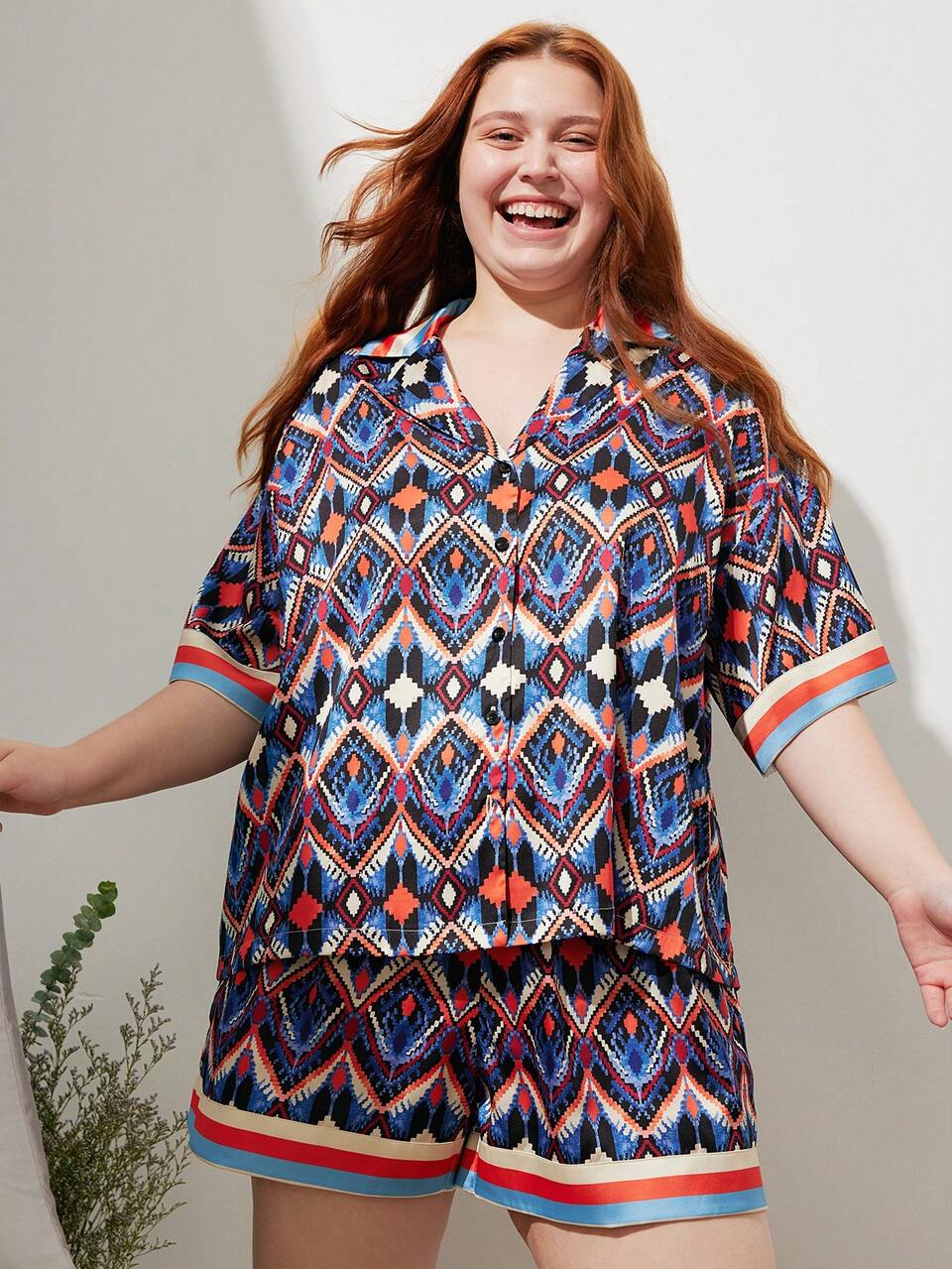 Women Plus Stylish Vintage Printed Silk Short Pajama Set Lounge Set