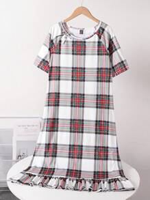 Women's Fashionable Plaid Short-Sleeved Sleepwear Dress - Multicolor - View 1