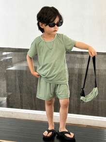SHEIN Genkimix Kids Young Boy Solid Tee & Shorts & Bag - Green - View 4